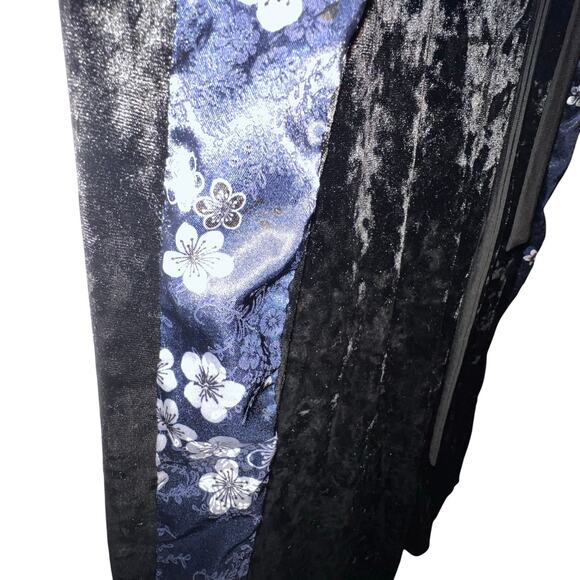 Disney Princess Womens L black floral wide leg faux wrap half sleeve jumpsuit - Picture 7 of 10